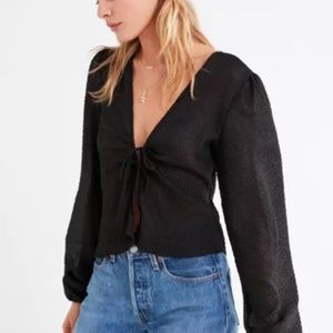 UO Cinnamon Tie-Front Balloon Sleeve Blouse